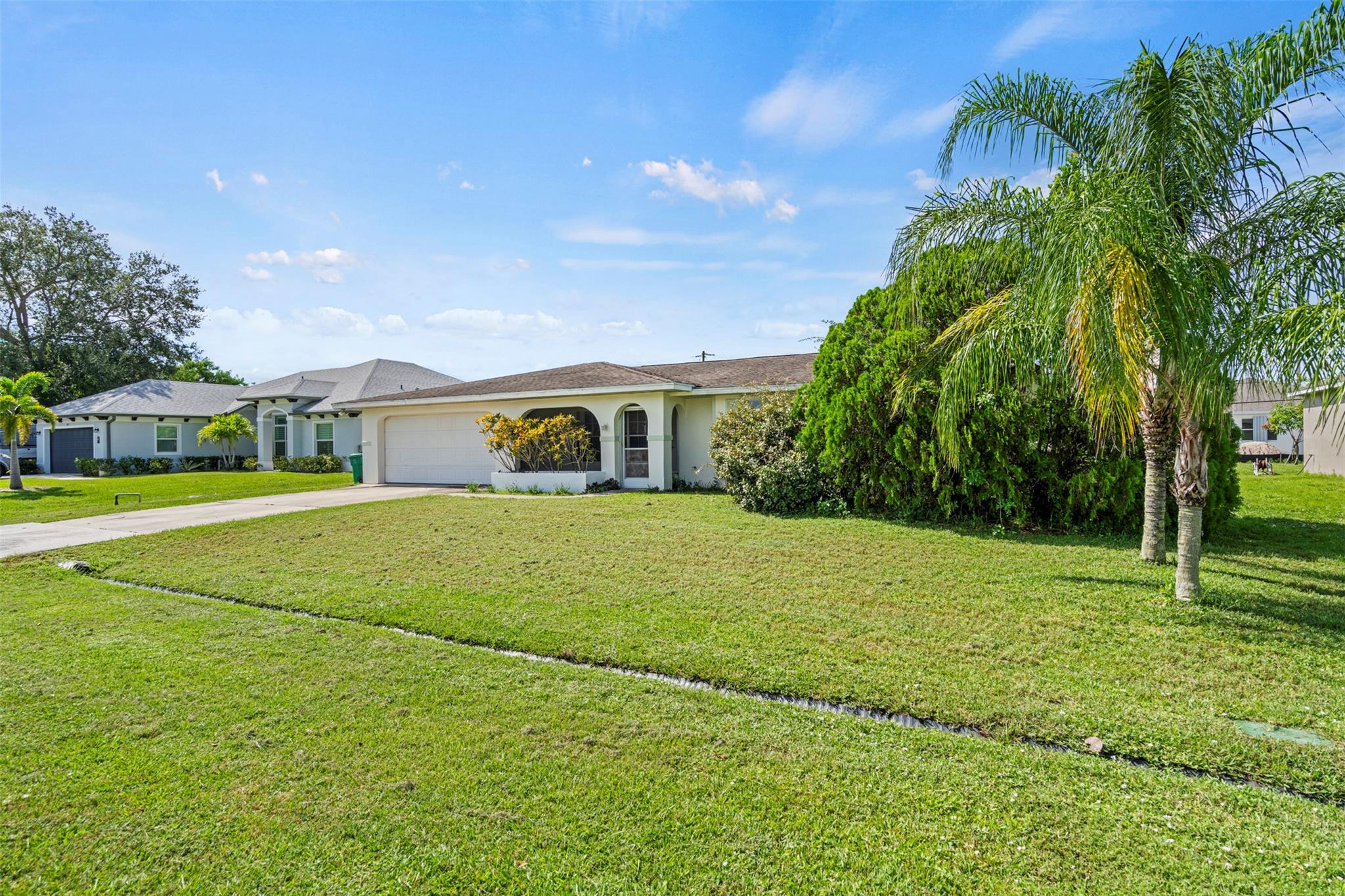 Photo for 622 NW Billiar Avenue, Port Saint Lucie, FL 34983 - Listing #FX-10515325 622 NW Billiar Avenue, Port Saint Lucie, FL 34983