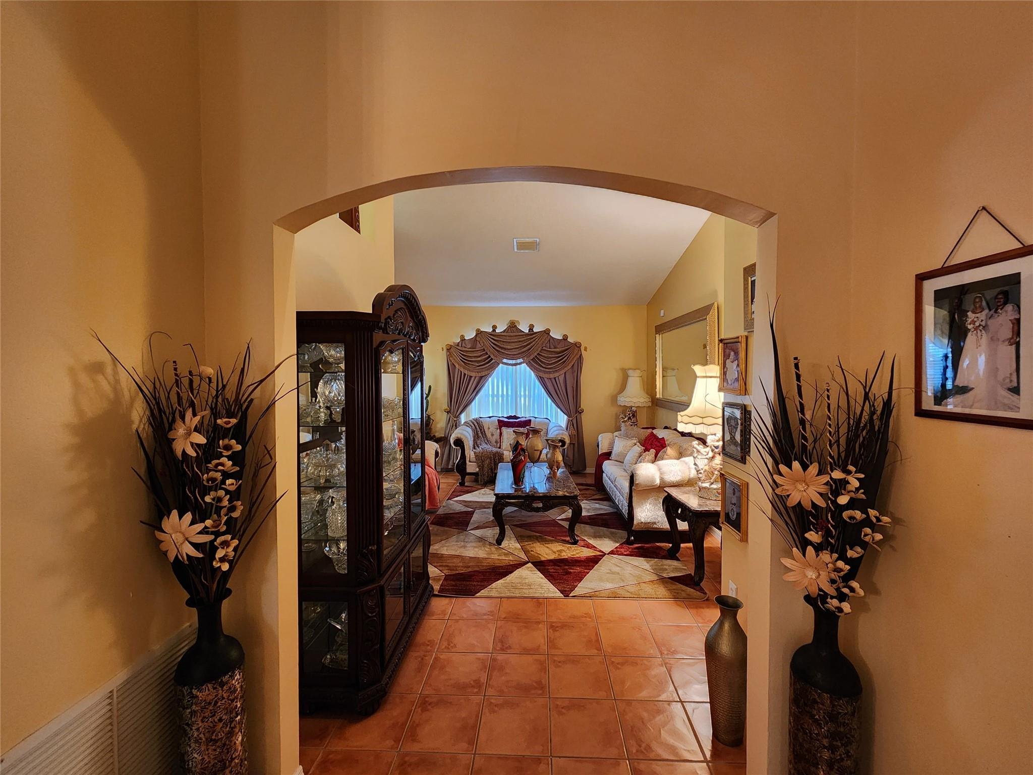 Photo for 10611 SW 21st Street, Miramar, FL 33025 - listing #FX-10532564 10611 SW 21st Street, Miramar, FL 33025