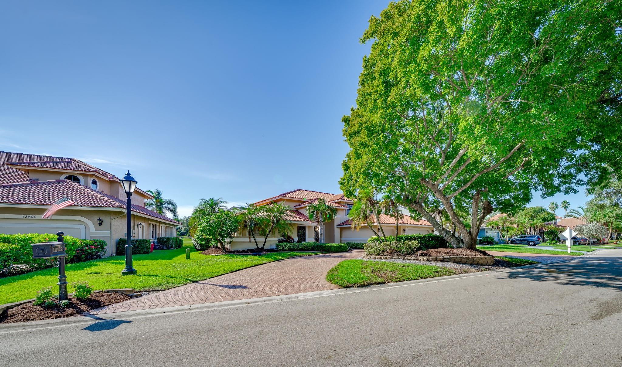12422 Classic Drive, Coral Springs, FL 33071