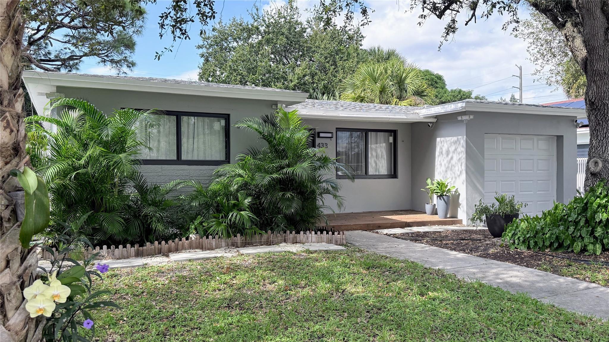 Photo for 433 NW 15th Way, Fort Lauderdale, FL 33311 - listing #FX-10537400 433 NW 15th Way, Fort Lauderdale, FL 33311