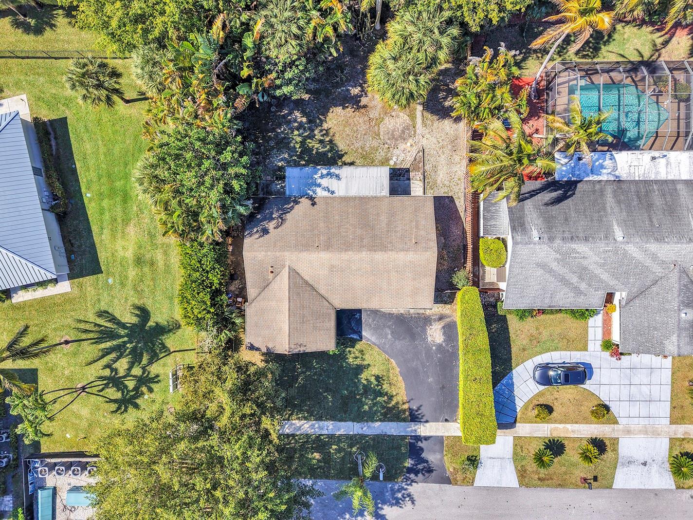 19667 Delaware Circle, Boca Raton, FL 33434