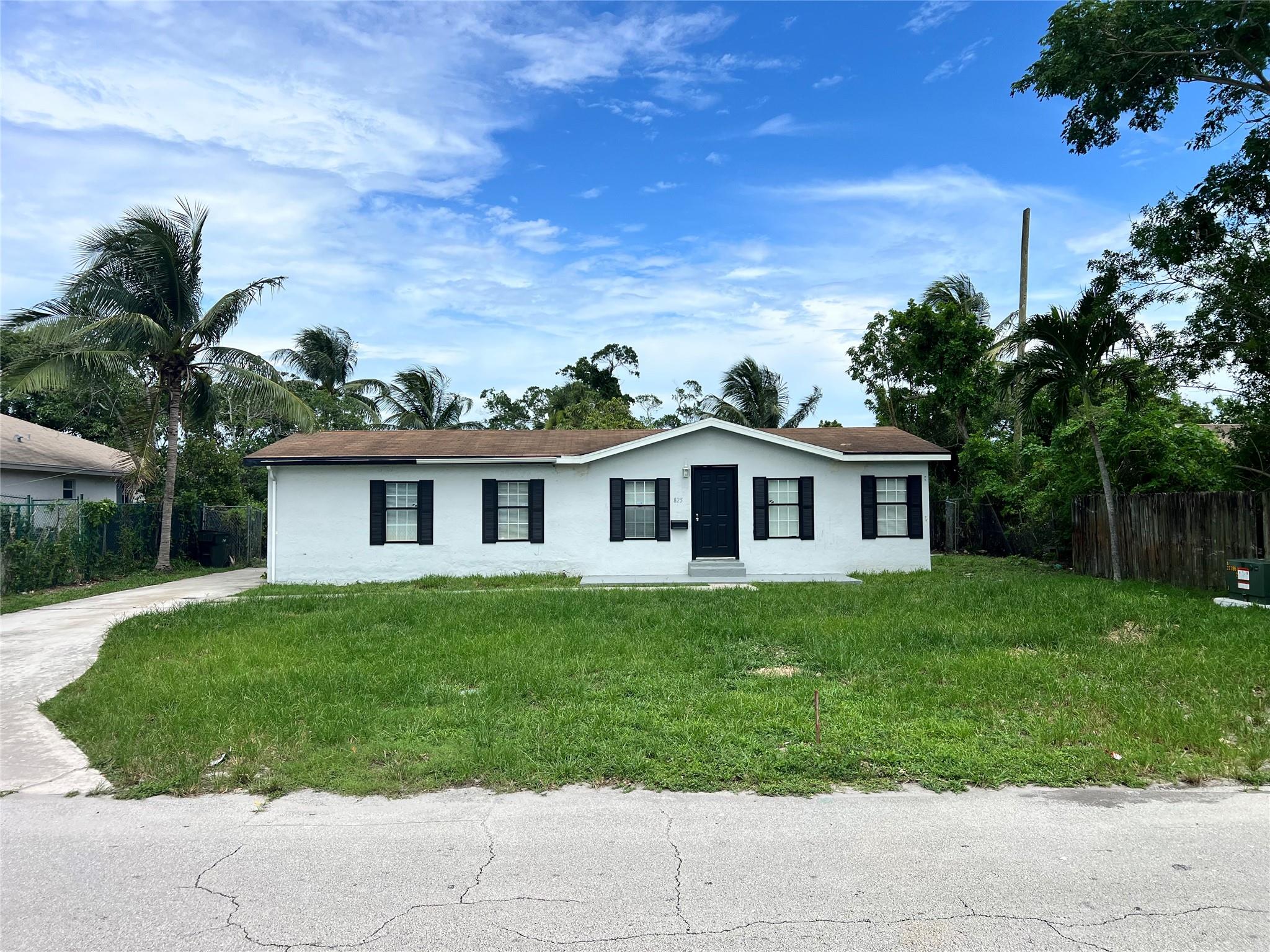 Photo for 825 SW 6th Avenue, Delray Beach, FL 33444 - listing #FX-10548741 825 SW 6th Avenue, Delray Beach, FL 33444