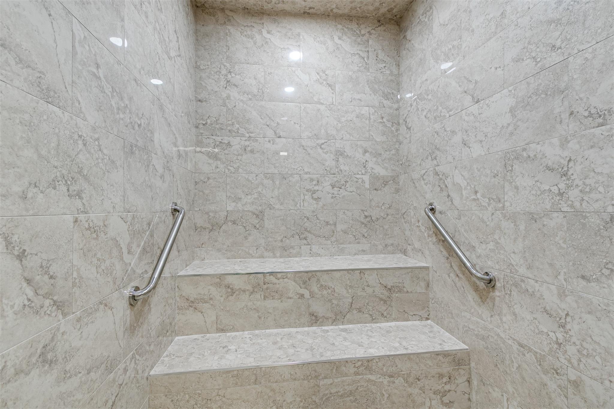 450 Briarwood Circle 2, Hollywood, FL 33024