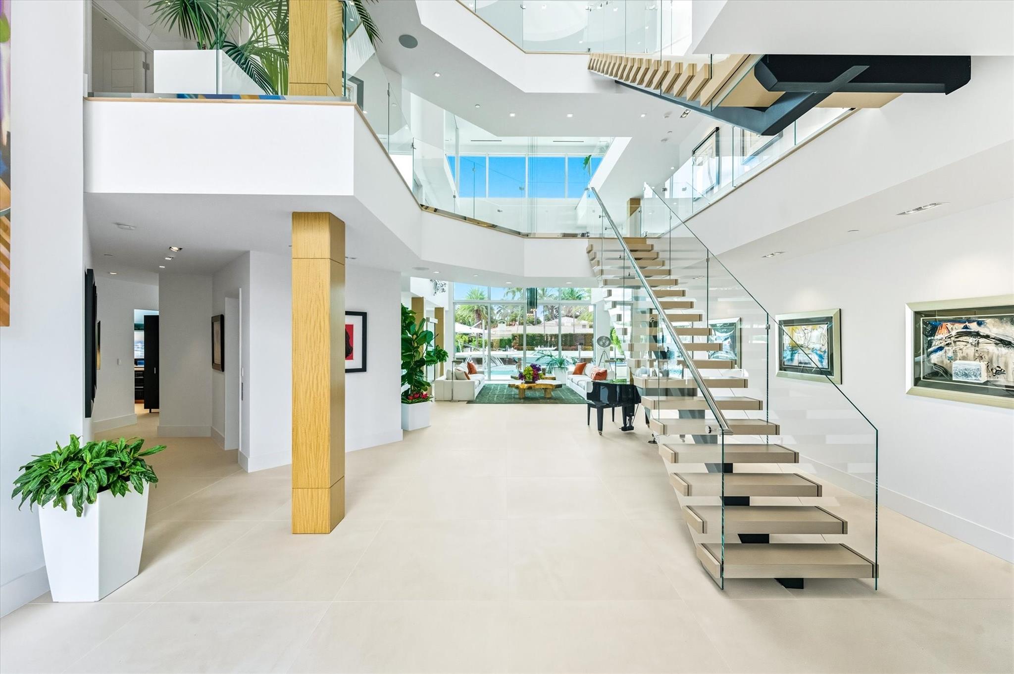 14 N Isla Bahia Drive, Fort Lauderdale, FL 33316