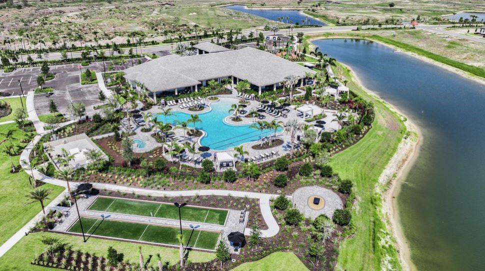 Esplanade at Tradition Community