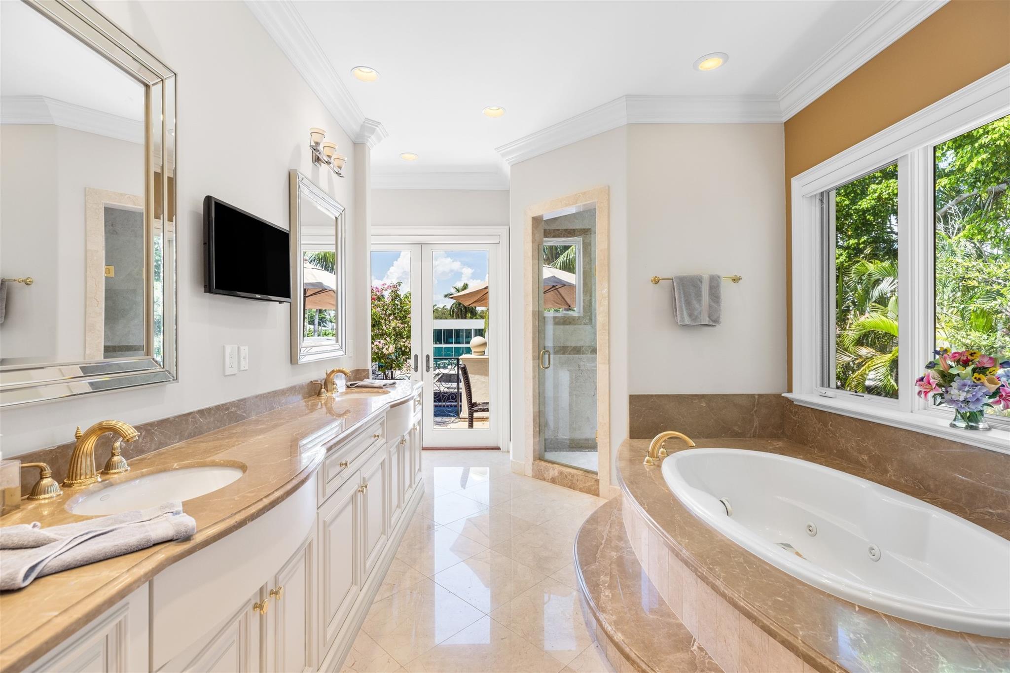 2328 Aqua Vista Boulevard, Fort Lauderdale, FL 33301