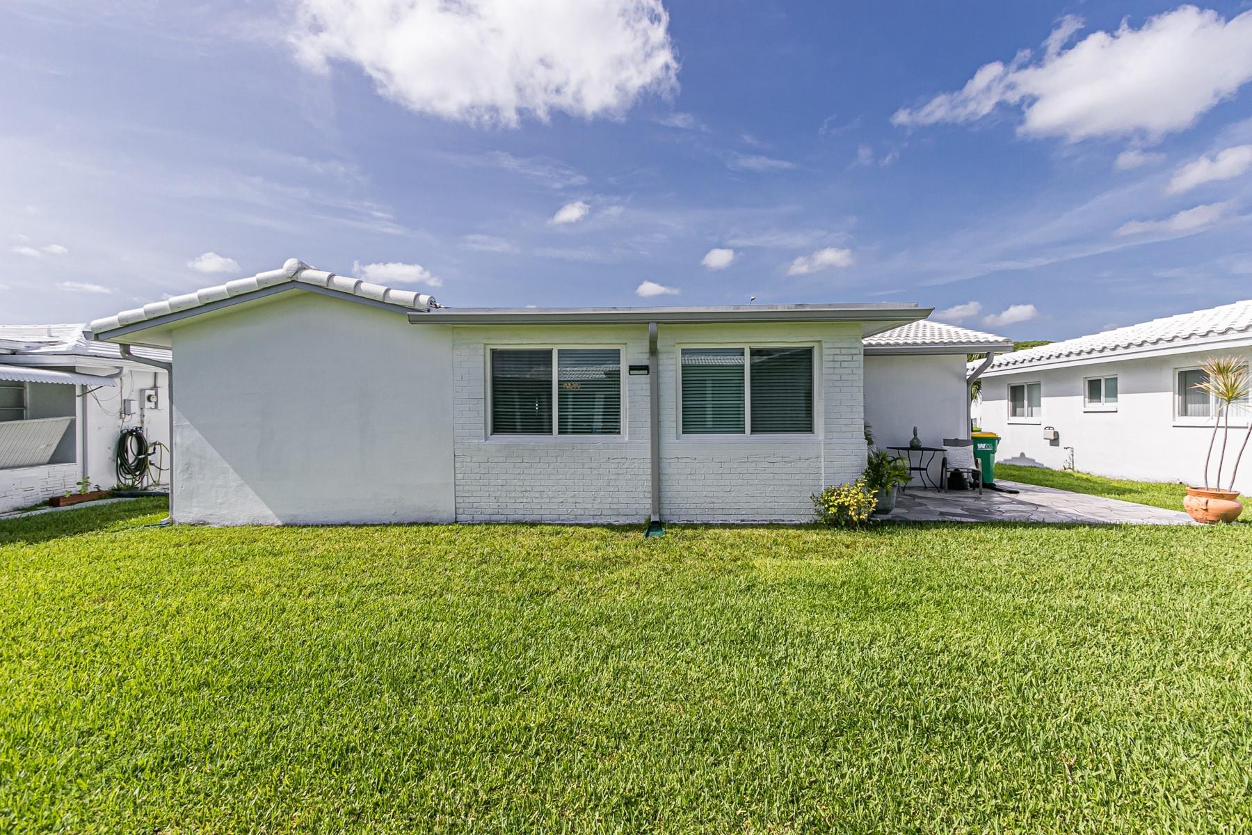 Photo for 8105 NW 59th Street, Tamarac, FL 33321 - Listing #FX-10506831 8105 NW 59th Street, Tamarac, FL 33321