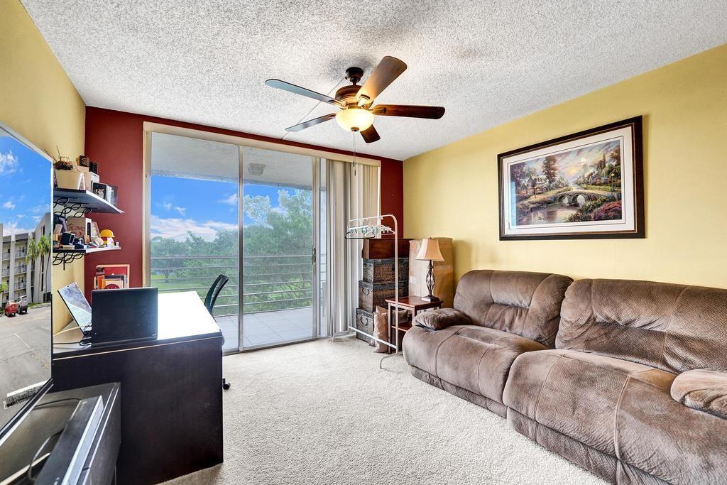Photo for 9230 Lagoon Place, 406, Davie, FL 33324 - Listing #FX-10527214 9230 Lagoon Place, 406, Davie, FL 33324