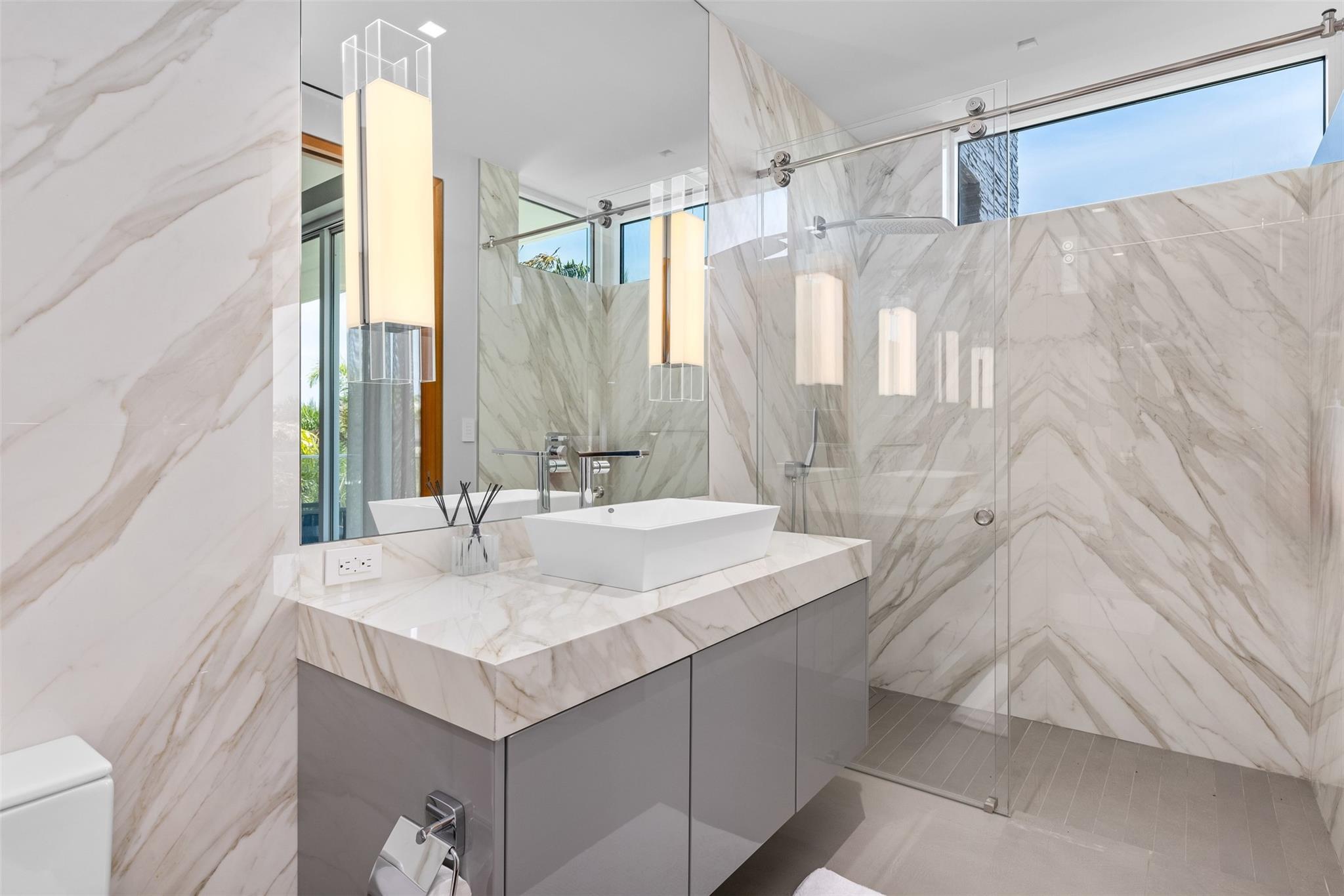 650 Royal Plaza Drive, Fort Lauderdale, FL 33301