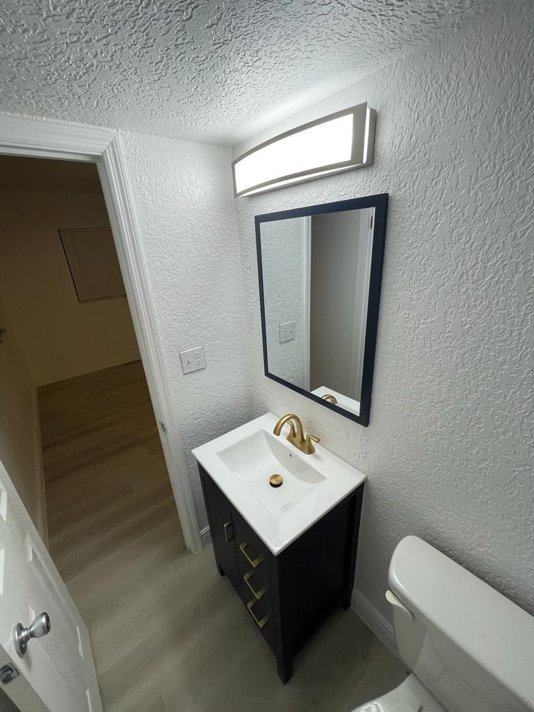 11660 NW 45 Street 1, Coral Springs, FL 33065