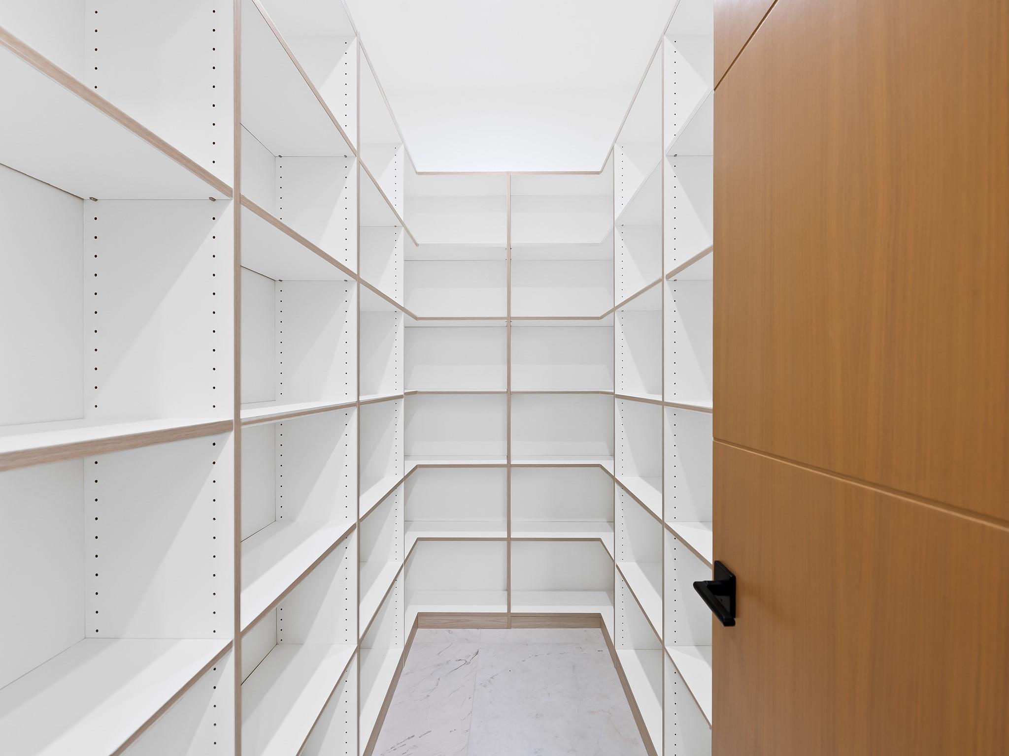 111 Fiesta Way, Fort Lauderdale, FL 33301