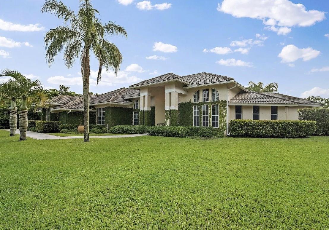 Photo for 3950 Fieldview Way, Wellington, FL 33414 - listing #FX-10538451 3950 Fieldview Way, Wellington, FL 33414