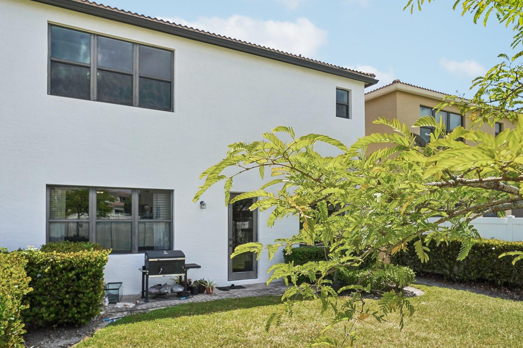Photo for 19276 NE 9th Place, Miami, FL 33179 - Listing #FX-10501523 19276 NE 9th Place, Miami, FL 33179