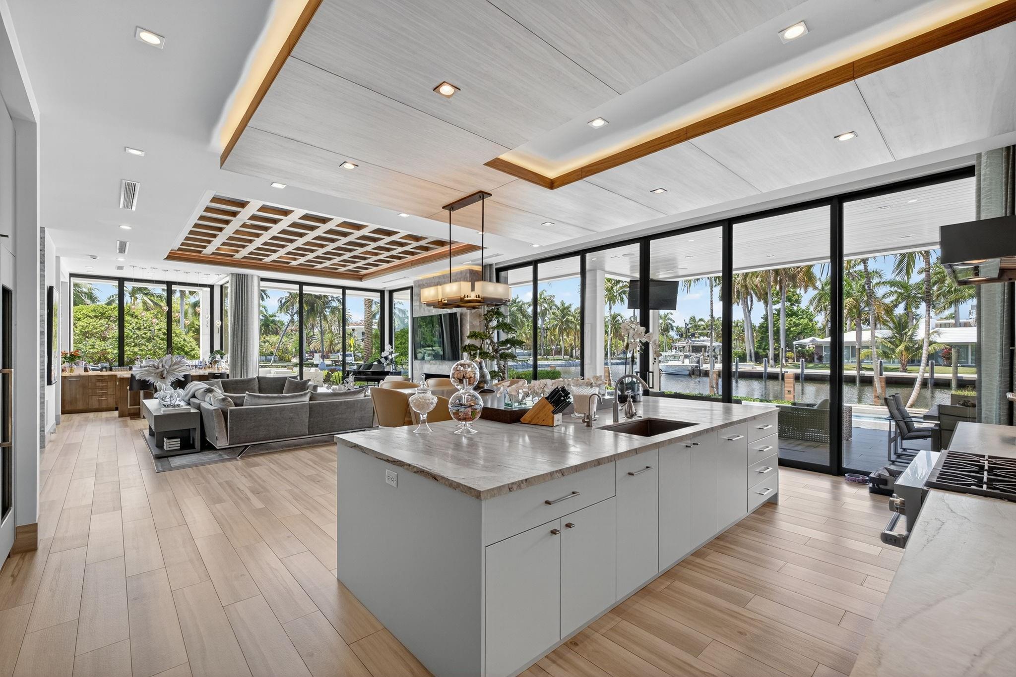 1 Royal Palm Drive, Fort Lauderdale, FL 33301