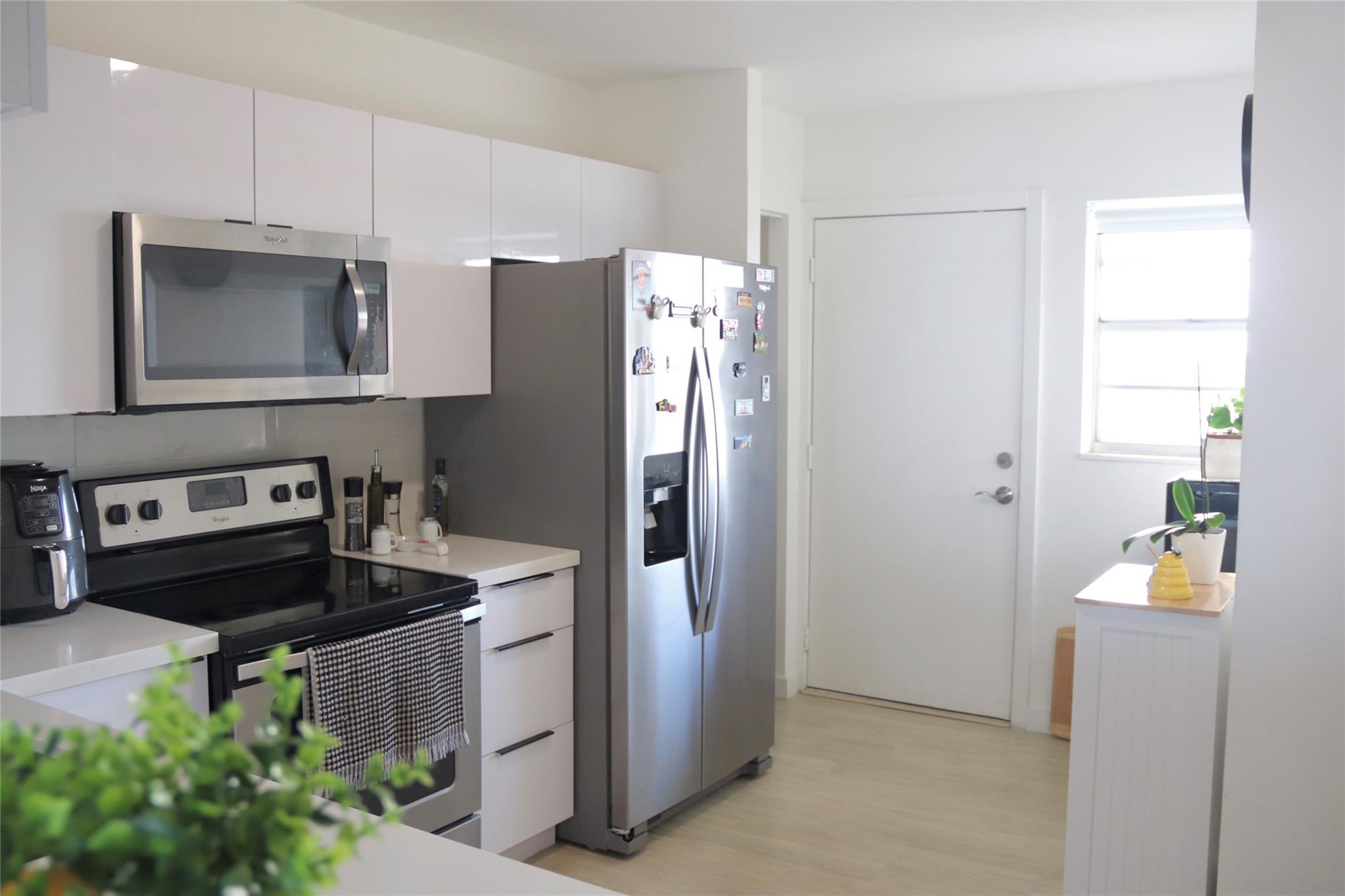 1770 NE 191st Street 816, Miami, FL 33179