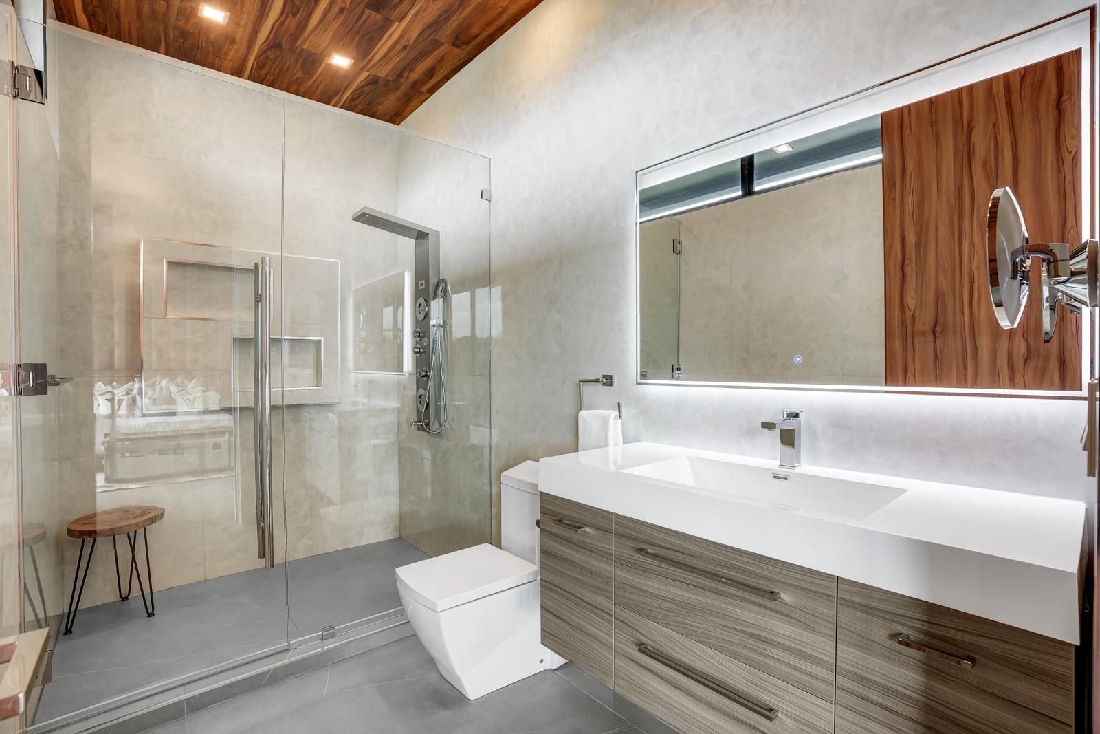 671 Middle River Drive, Fort Lauderdale, FL 33304