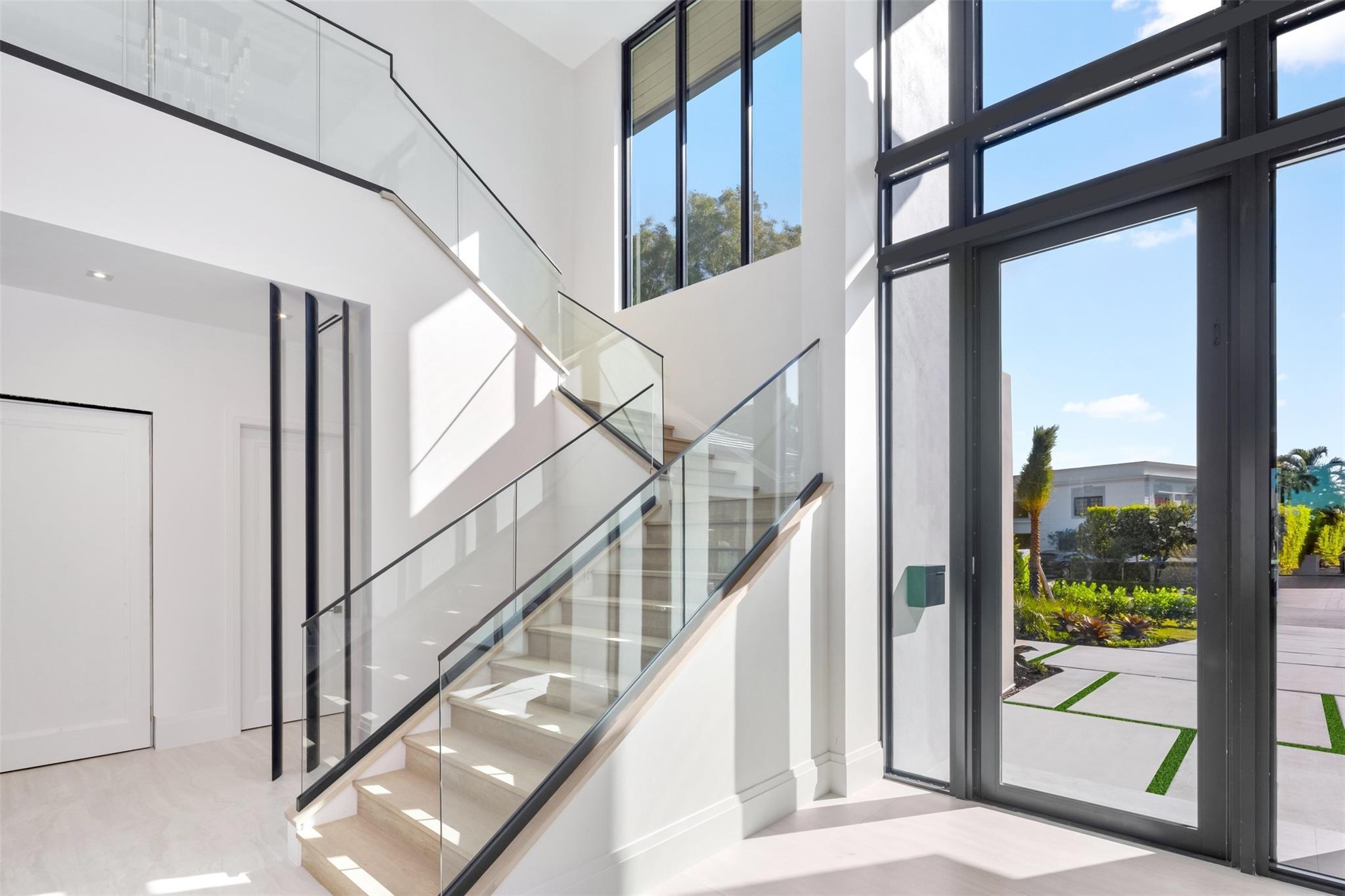 32 Seneca Road, Fort Lauderdale, FL 33308