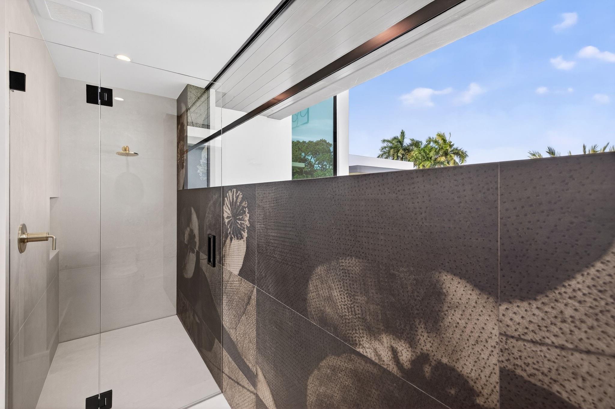 Photo for 119 N Gordon Road, Fort Lauderdale, FL 33301 - Listing #FX-10505016 119 N Gordon Road, Fort Lauderdale, FL 33301