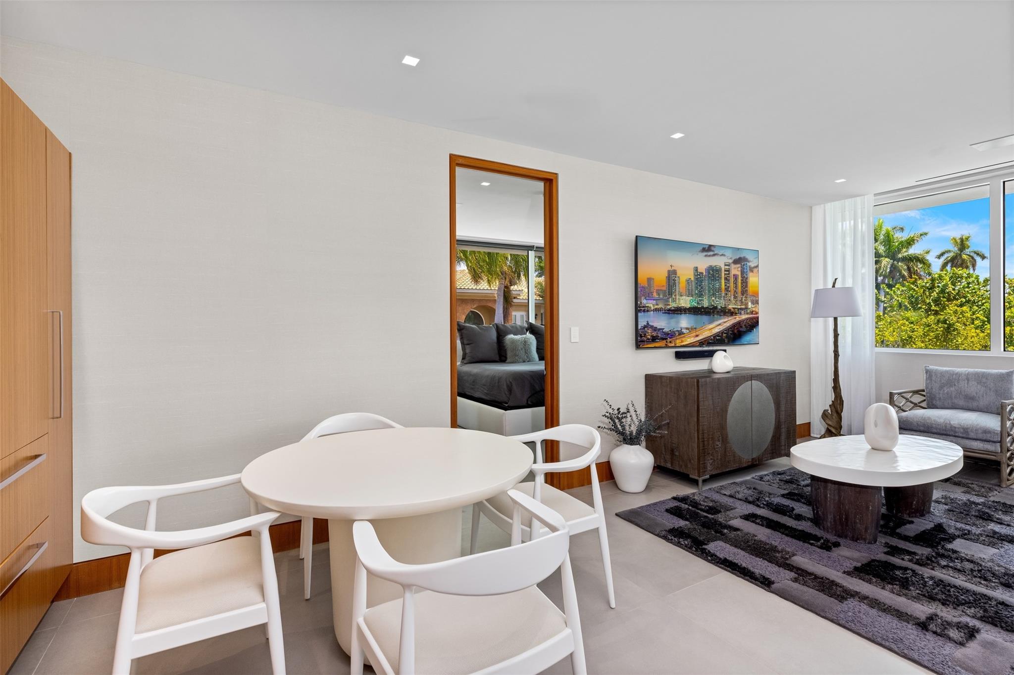 650 Royal Plaza Drive, Fort Lauderdale, FL 33301