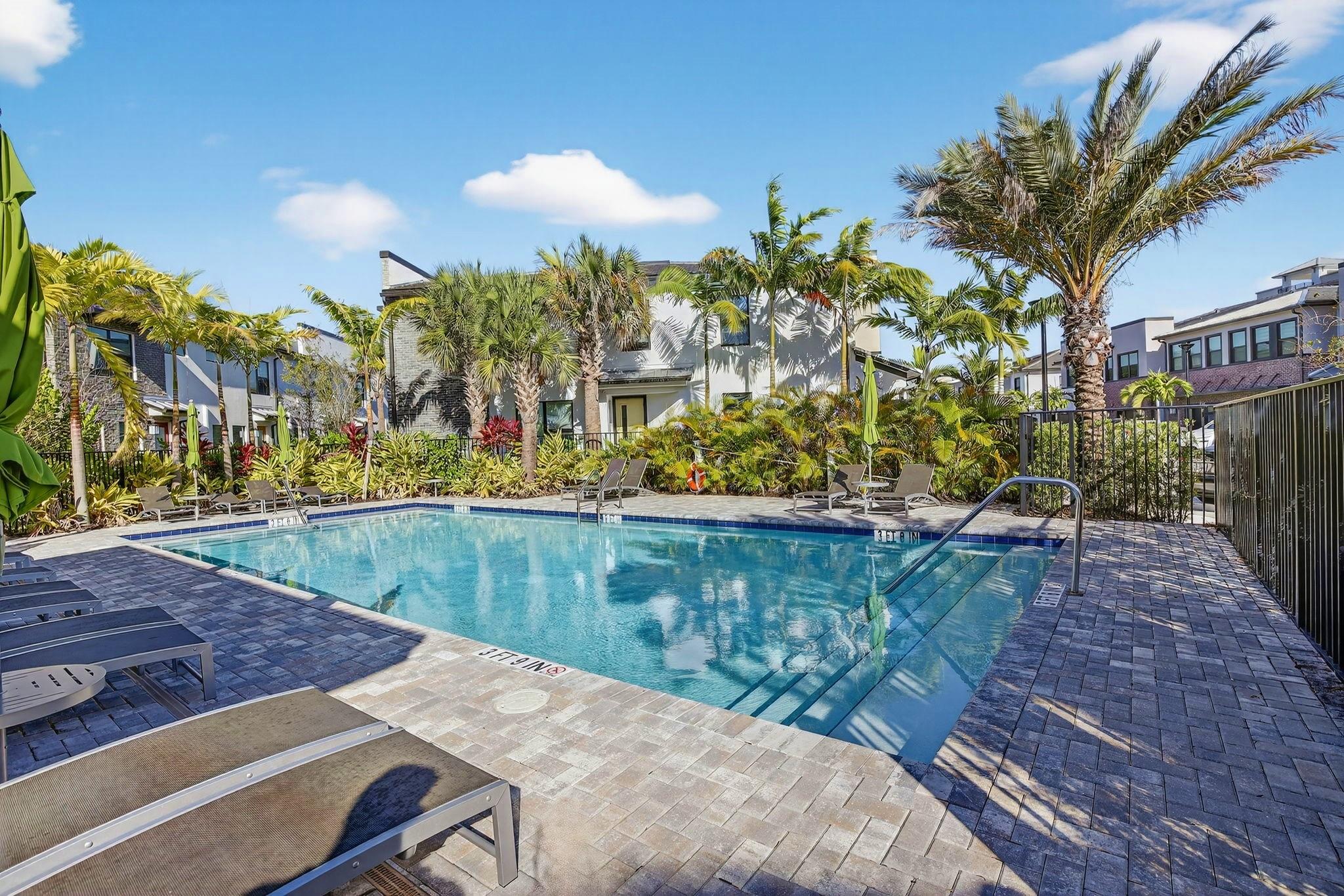 770 NW 82nd Terrace, Plantation, FL 33324