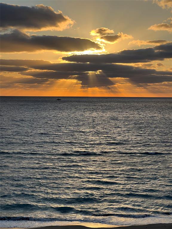 Photo for 600 Ocean Drive, 8D, Juno Beach, FL 33408 - Listing #FX-10422430 600 Ocean Drive, 8D, Juno Beach, FL 33408