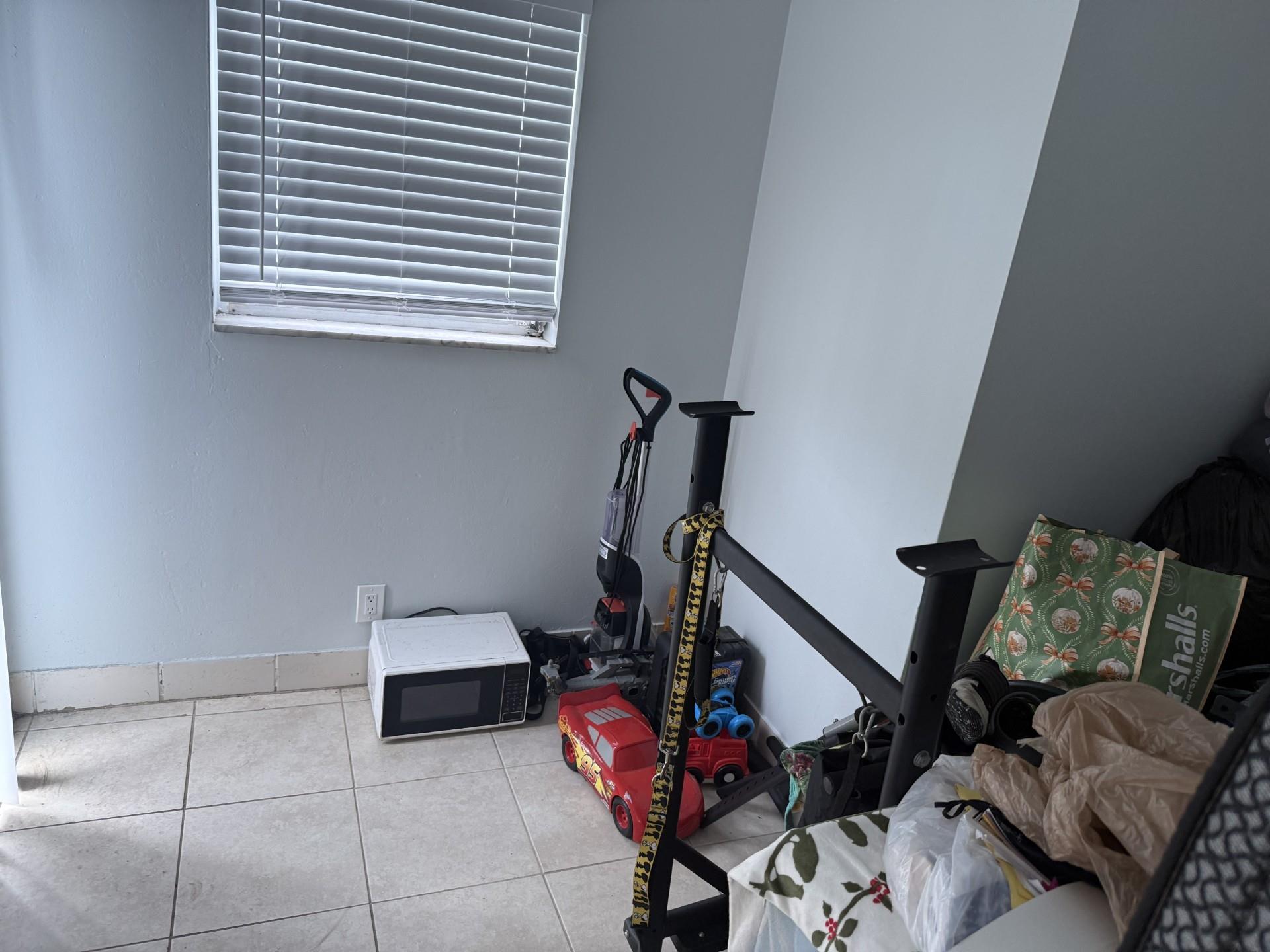 7541 NW 44th Court, Coral Springs, FL 33065