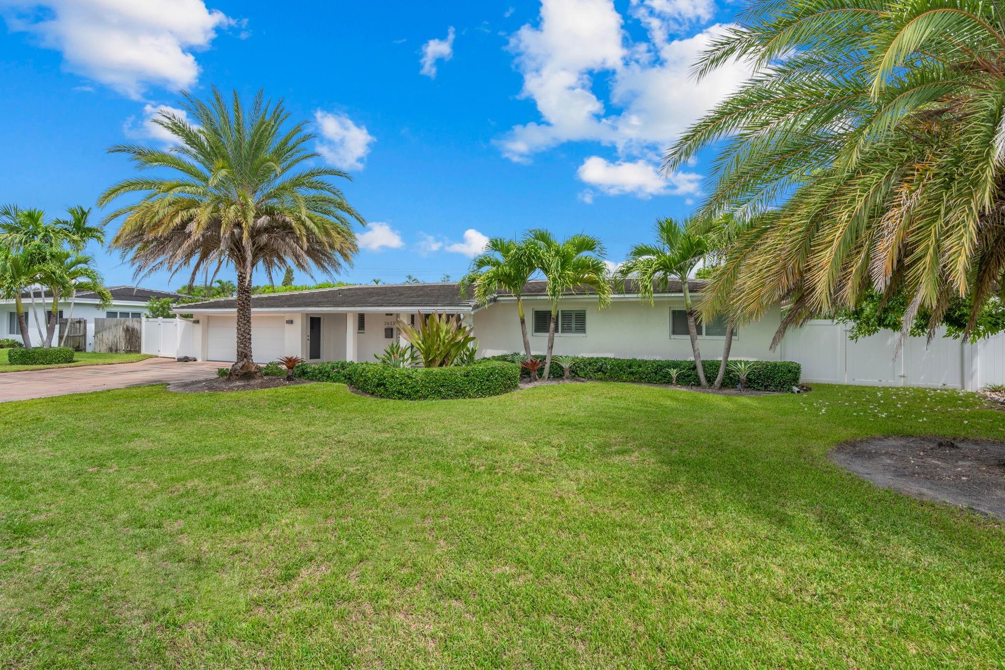 Photo for 2633 NE 34th Street, Fort Lauderdale, FL 33306 - Listing #FX-10524754 2633 NE 34th Street, Fort Lauderdale, FL 33306