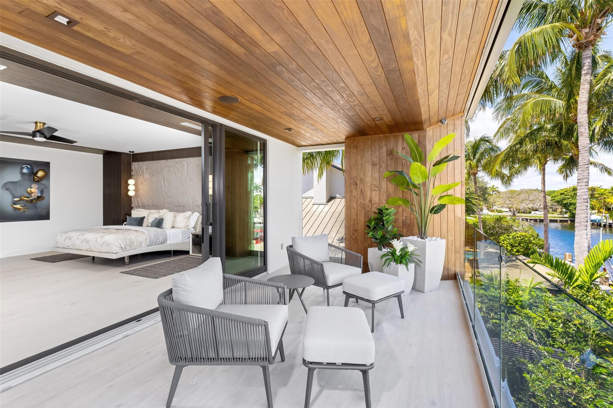 2733 NE 16th Street, Fort Lauderdale, FL 33304