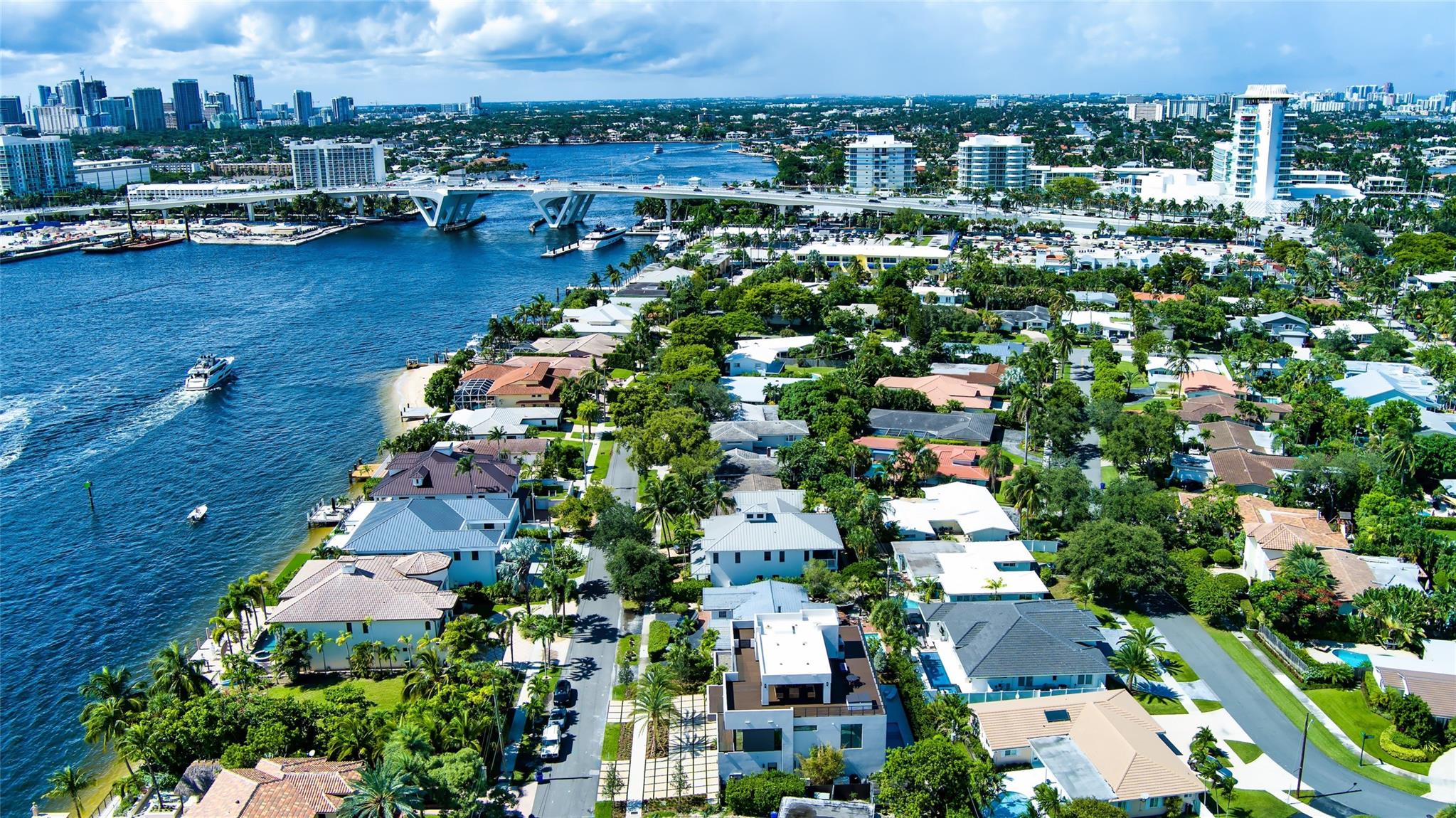 Aerial view looking North to the new Pier 66 and Southeast 17th Street Causeway.