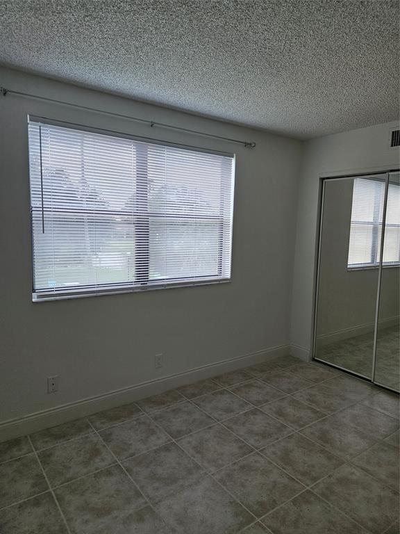 11453 NW 39th Court 211, Coral Springs, FL 33065