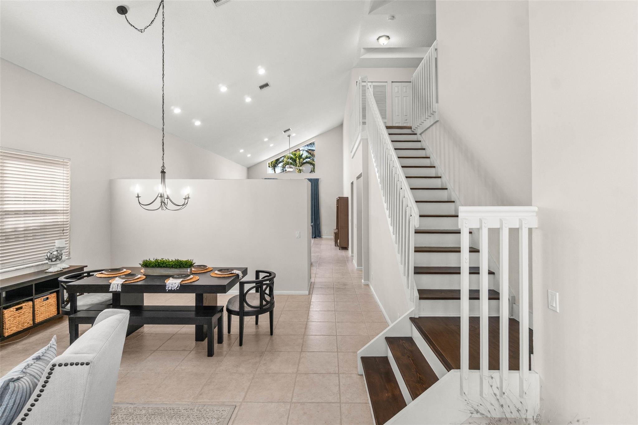 5260 NW 112th Way, Coral Springs, FL 33076