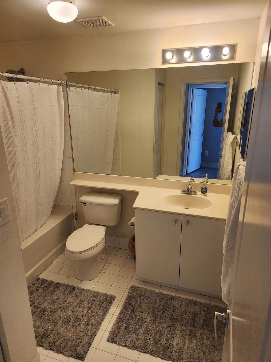 5880 W Sample Road 206, Coral Springs, FL 33067