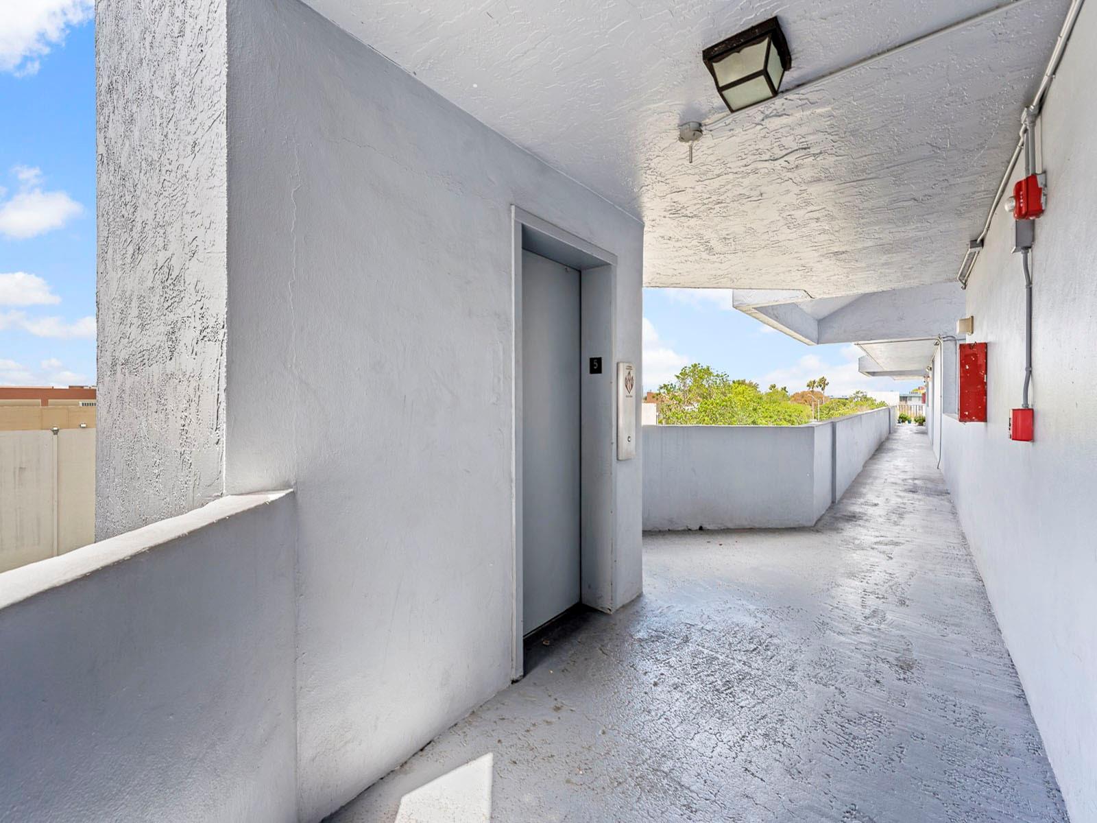 310 Fontainebleau Boulevard 502, Miami, FL 33172