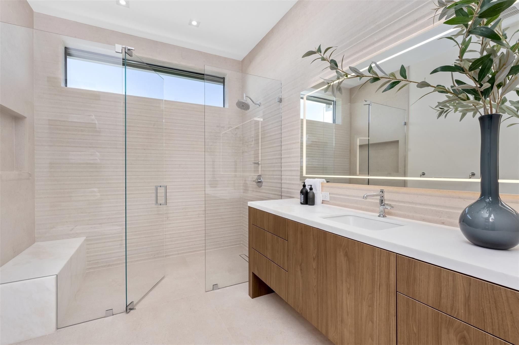 32 Seneca Road, Fort Lauderdale, FL 33308