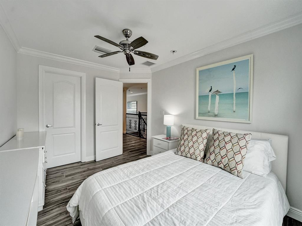 Photo for 1364 Bayview Drive, 1364, Fort Lauderdale, FL 33304 - Listing #FX-10418845 1364 Bayview Drive, 1364, Fort Lauderdale, FL 33304