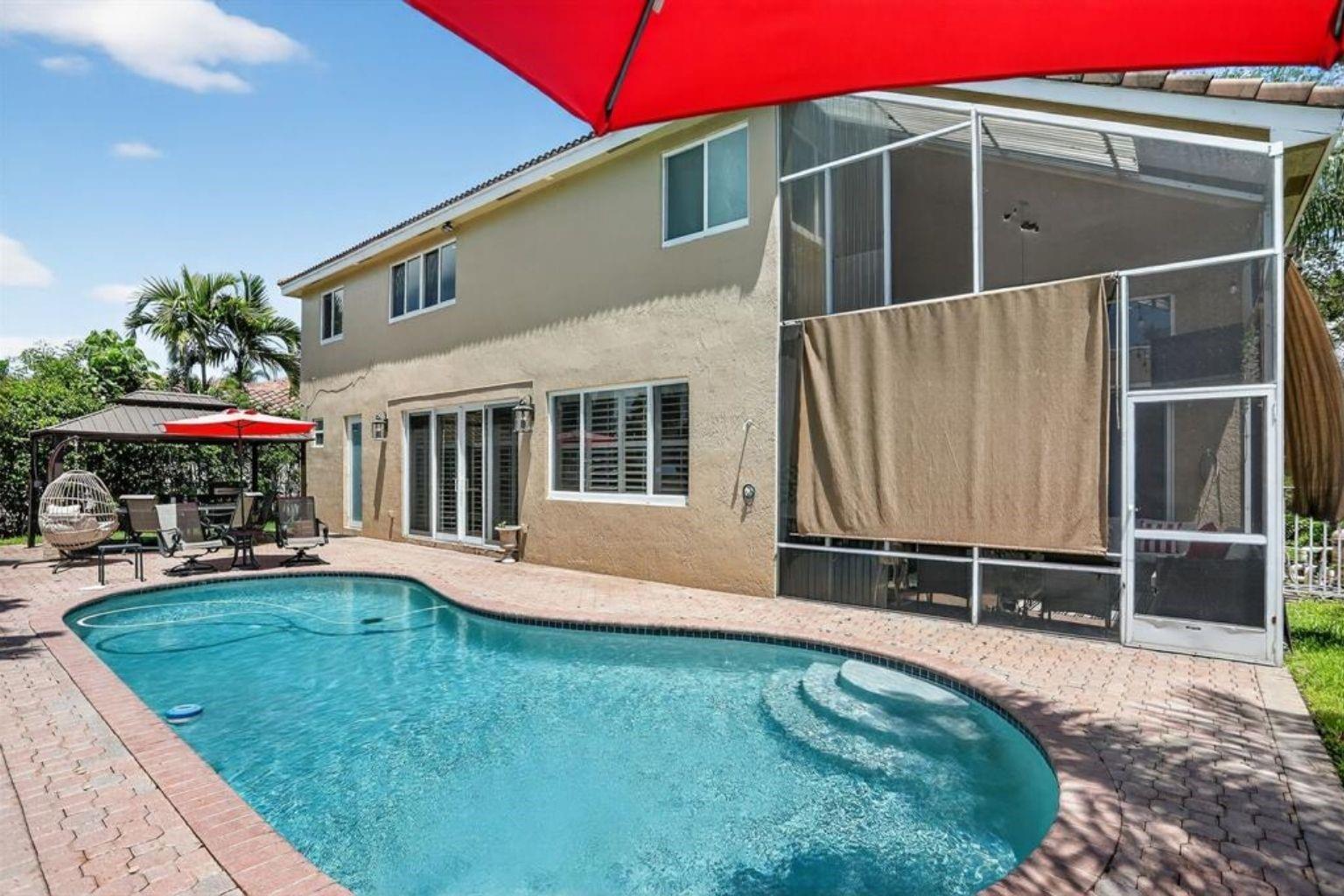 5340 NW 103rd Way, Coral Springs, FL 33076