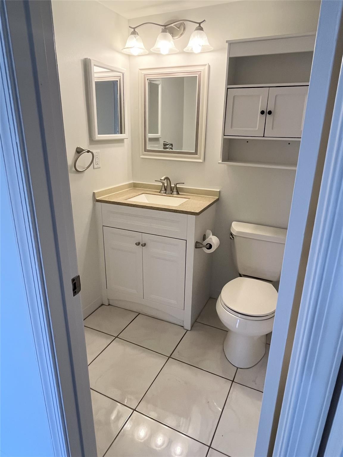 2423 NW 89th Drive 111, Coral Springs, FL 33065