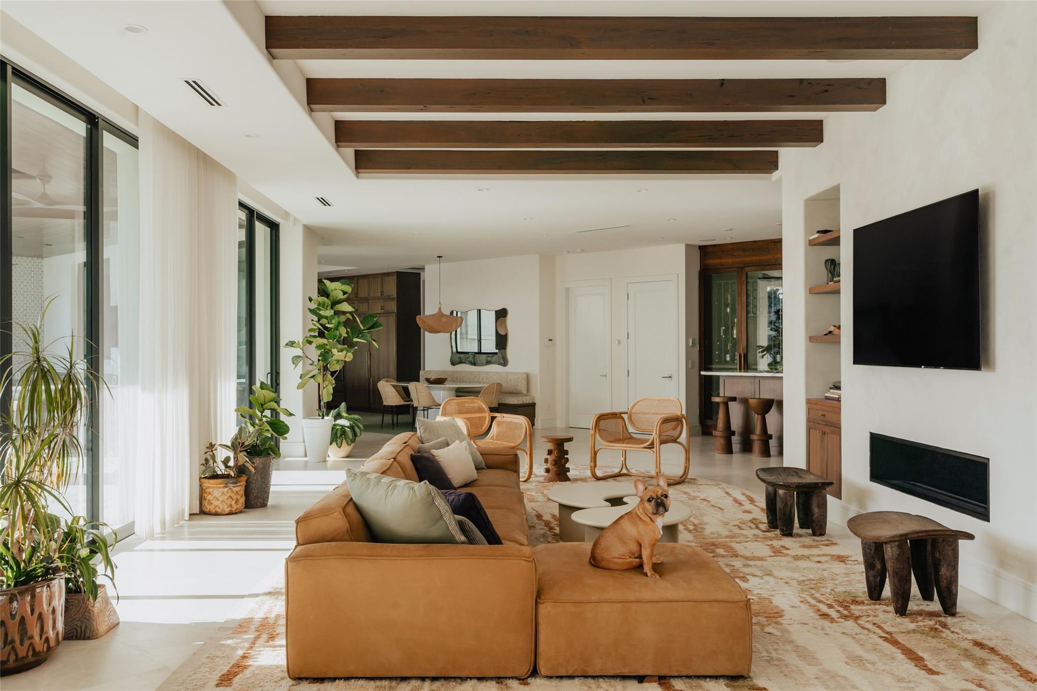 2300 NE 34th Court, Lighthouse Point, FL 33064