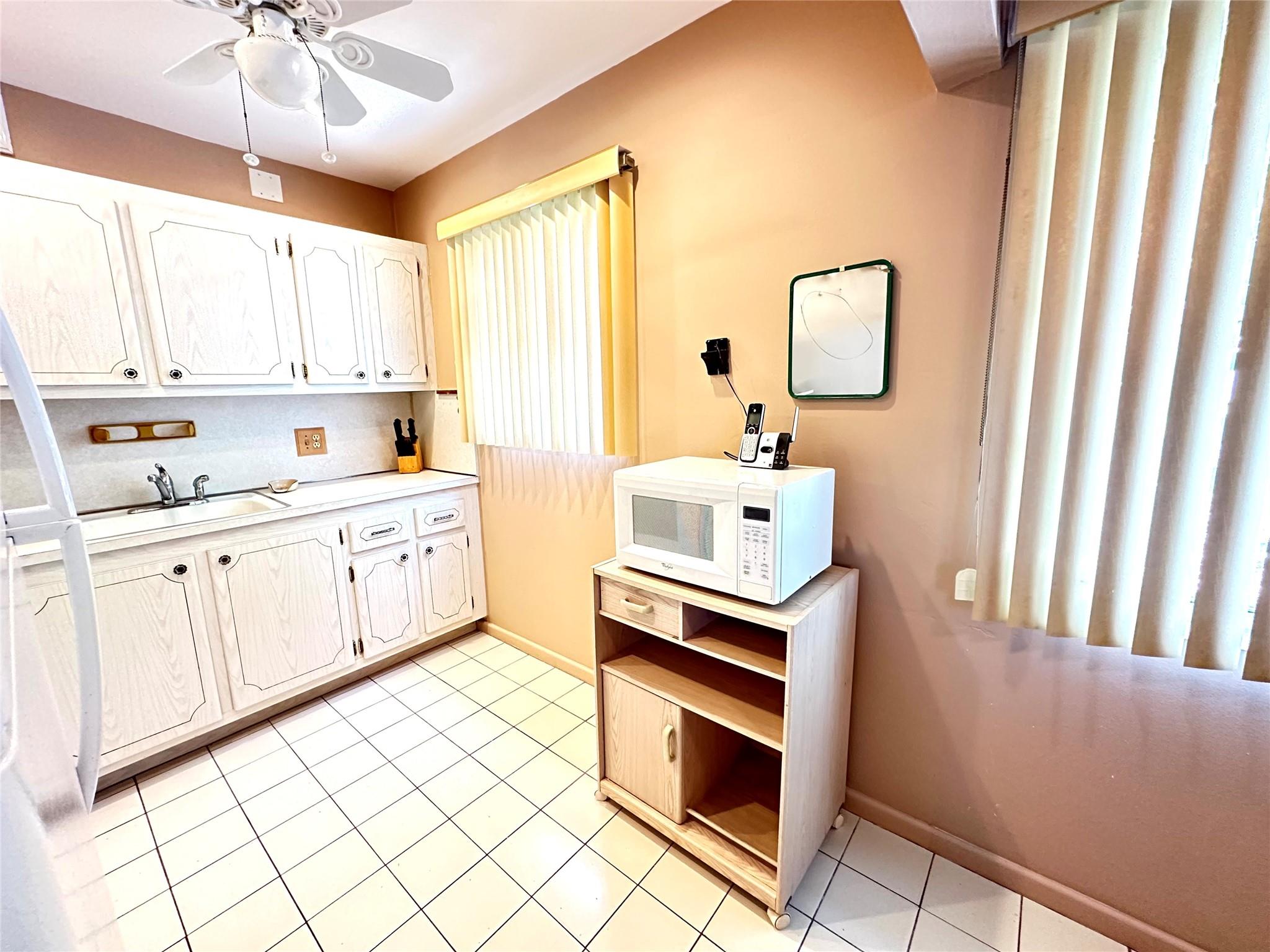 Photo for 124 Ventnor F, 124, Deerfield Beach, FL 33442 - Listing #FX-10517952 124 Ventnor F, 124, Deerfield Beach, FL 33442