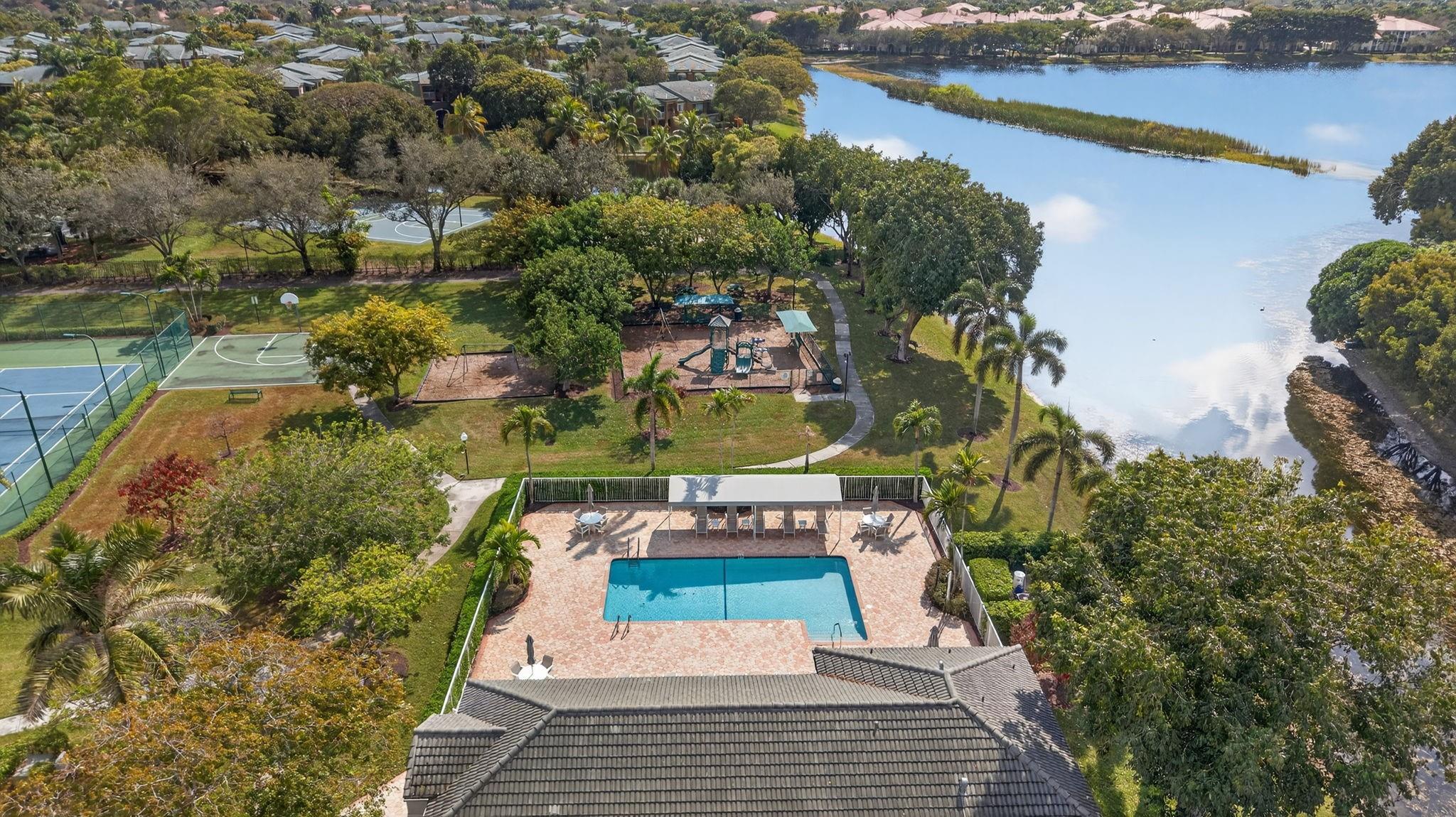 1055 NW 117th Avenue, Coral Springs, FL 33071