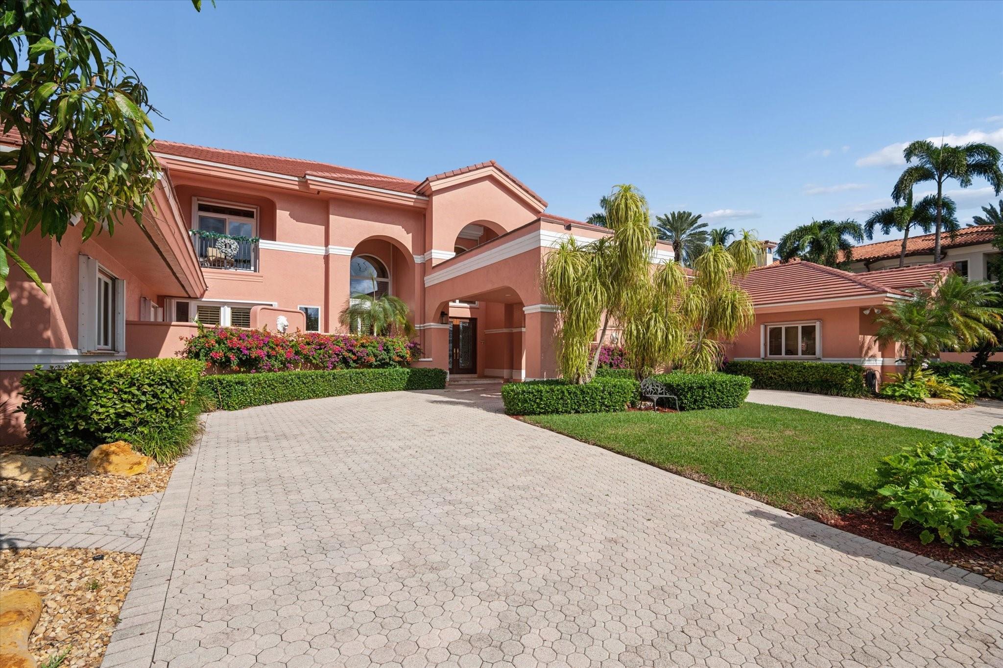 5 Isla Bahia Drive, Fort Lauderdale, FL 33316