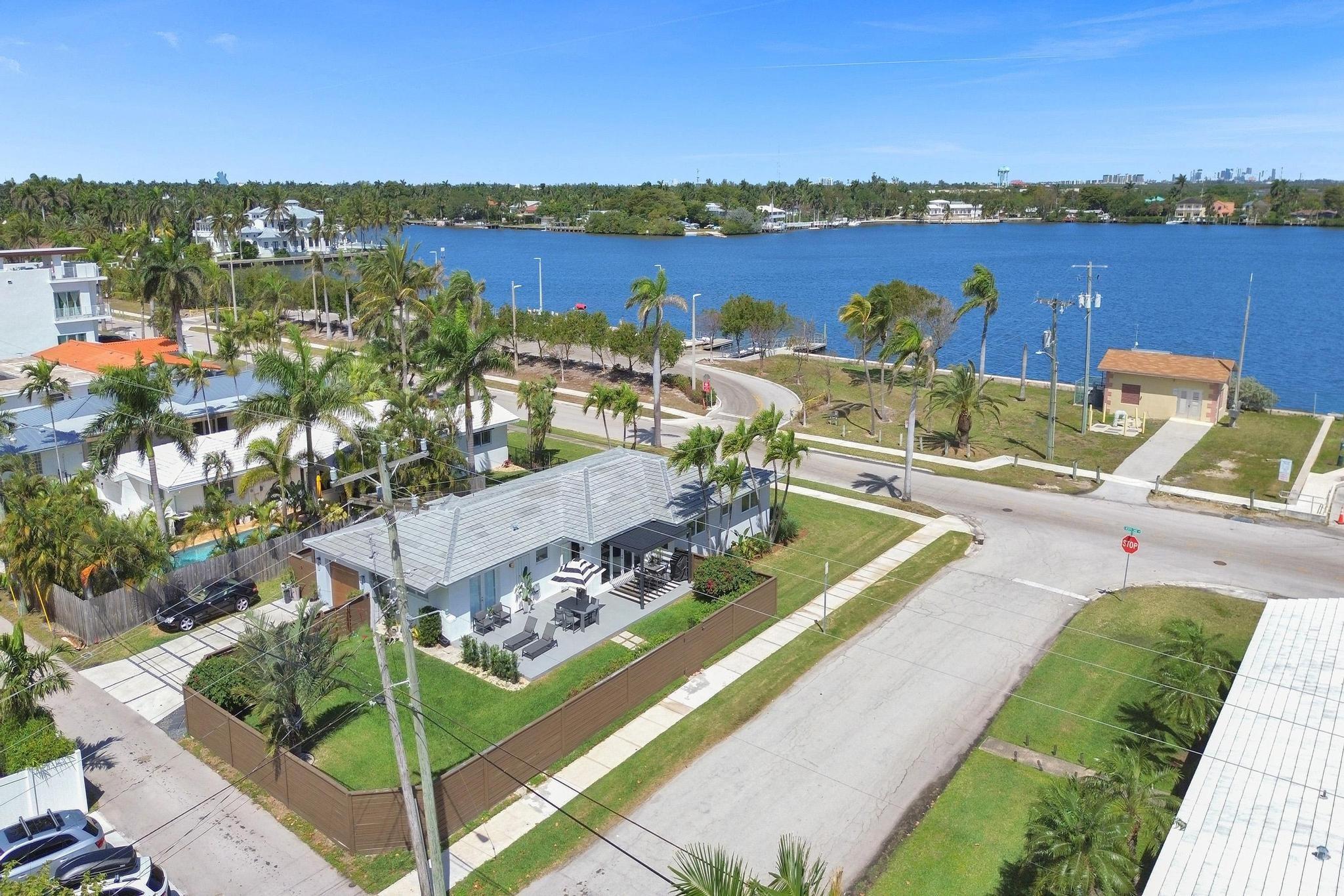 Photo for 800 Polk Street, Hollywood, FL 33019 - Listing #FX-10518579 800 Polk Street, Hollywood, FL 33019