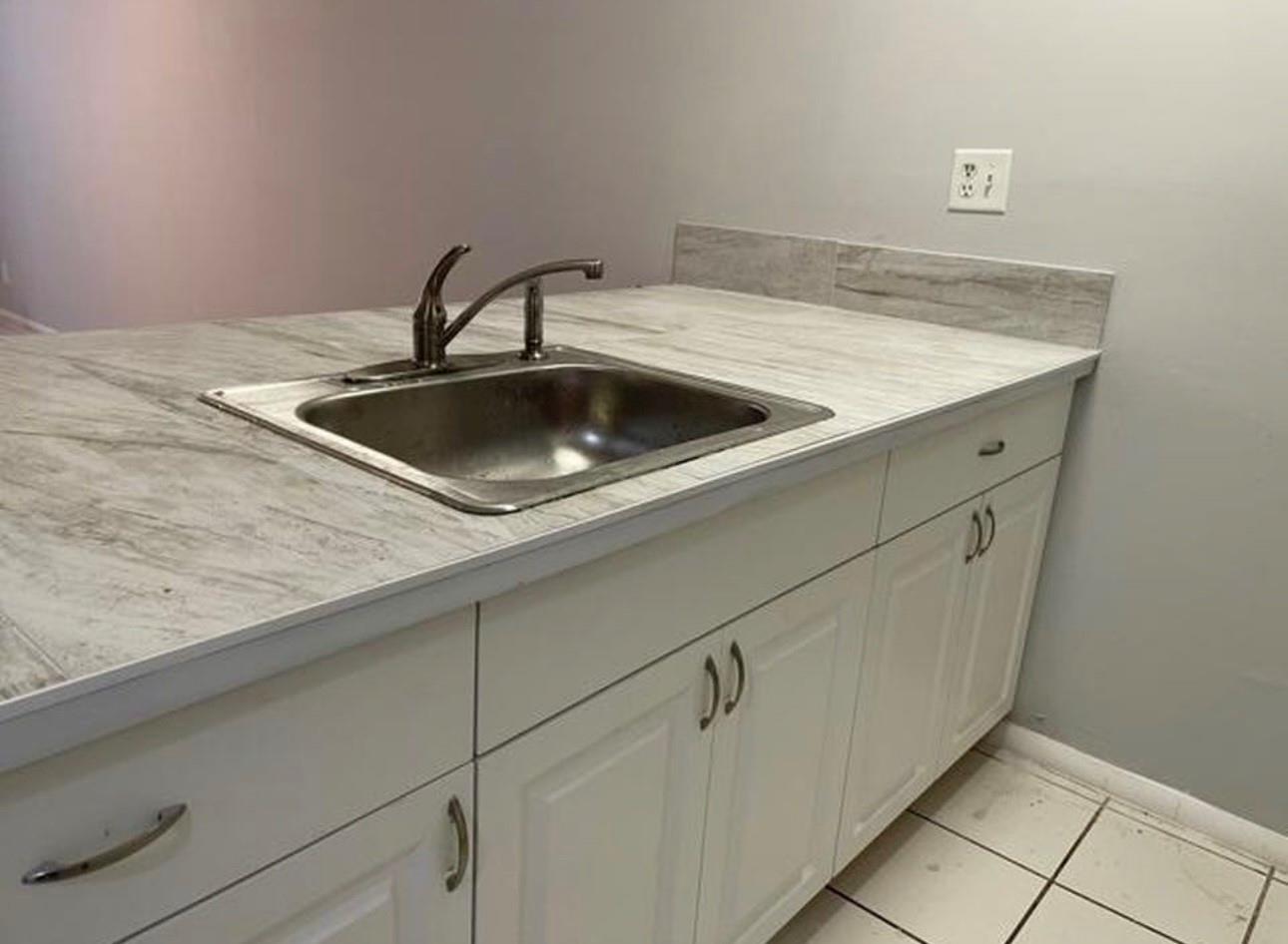 2701 Riverside Drive 107B, Coral Springs, FL 33065