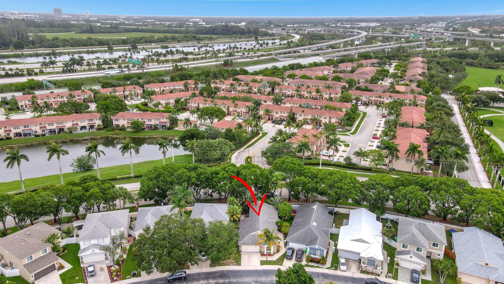 Photo for 134 E Riverbend Drive, Sunrise, FL 33326 - Listing #FX-10503326 134 E Riverbend Drive, Sunrise, FL 33326
