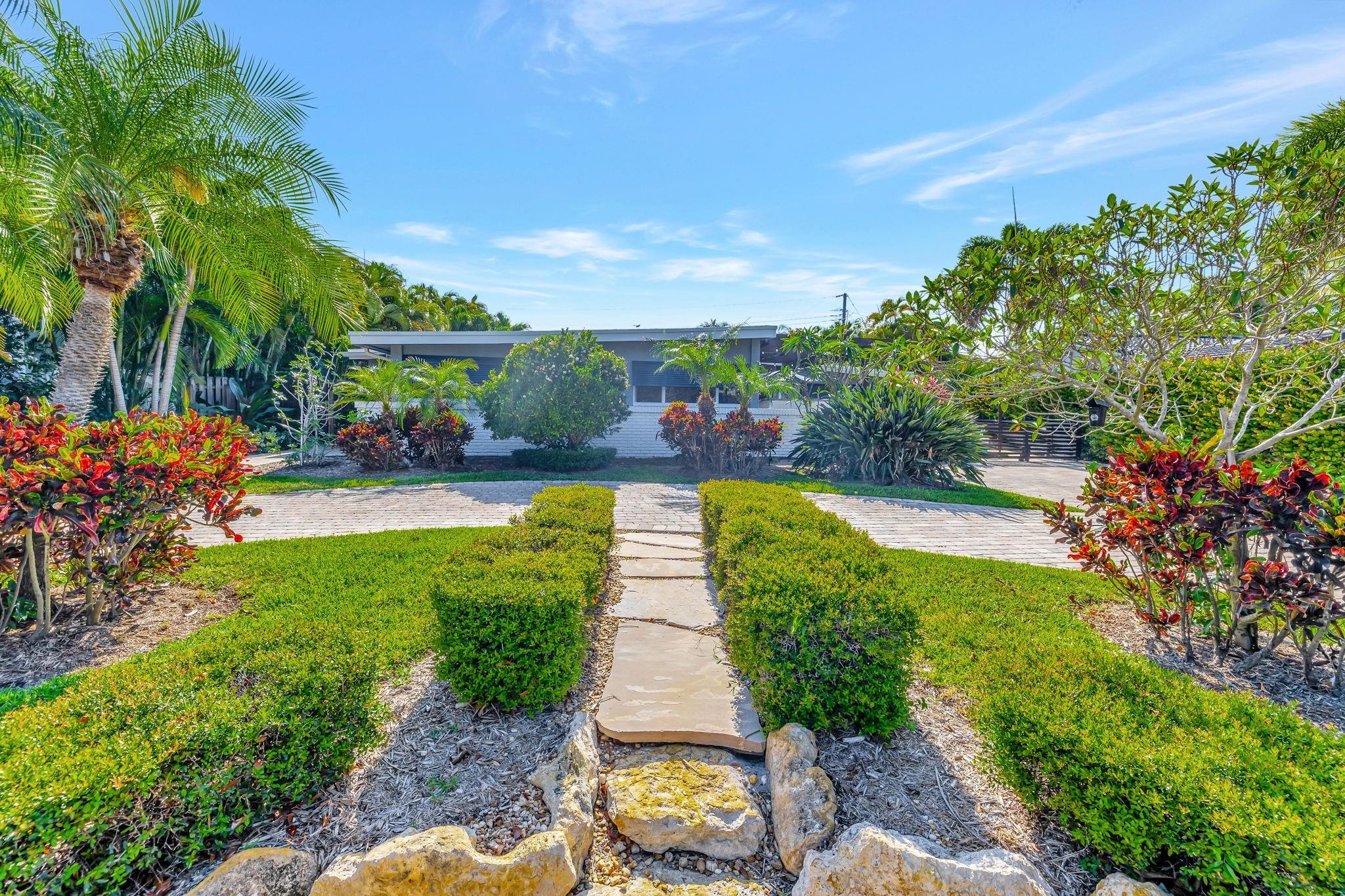 Photo for 1163 NE 3rd Avenue, Boca Raton, FL 33432 - Listing #FX-10500971 1163 NE 3rd Avenue, Boca Raton, FL 33432