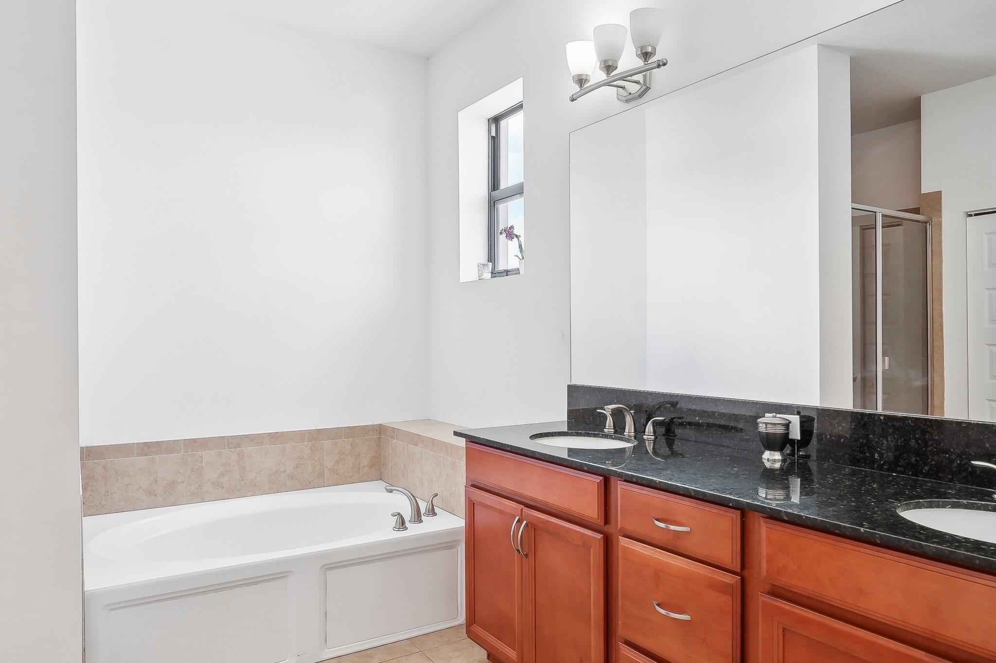 Photo for 19276 NE 9th Place, Miami, FL 33179 - Listing #FX-10501523 19276 NE 9th Place, Miami, FL 33179