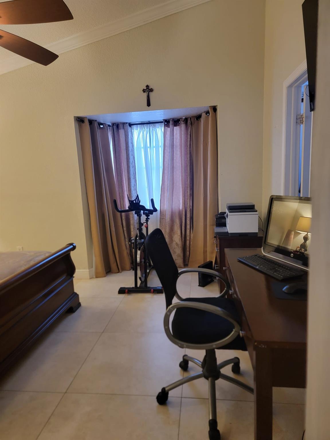 11821 SW 18th Street 2-23, Miami, FL 33175