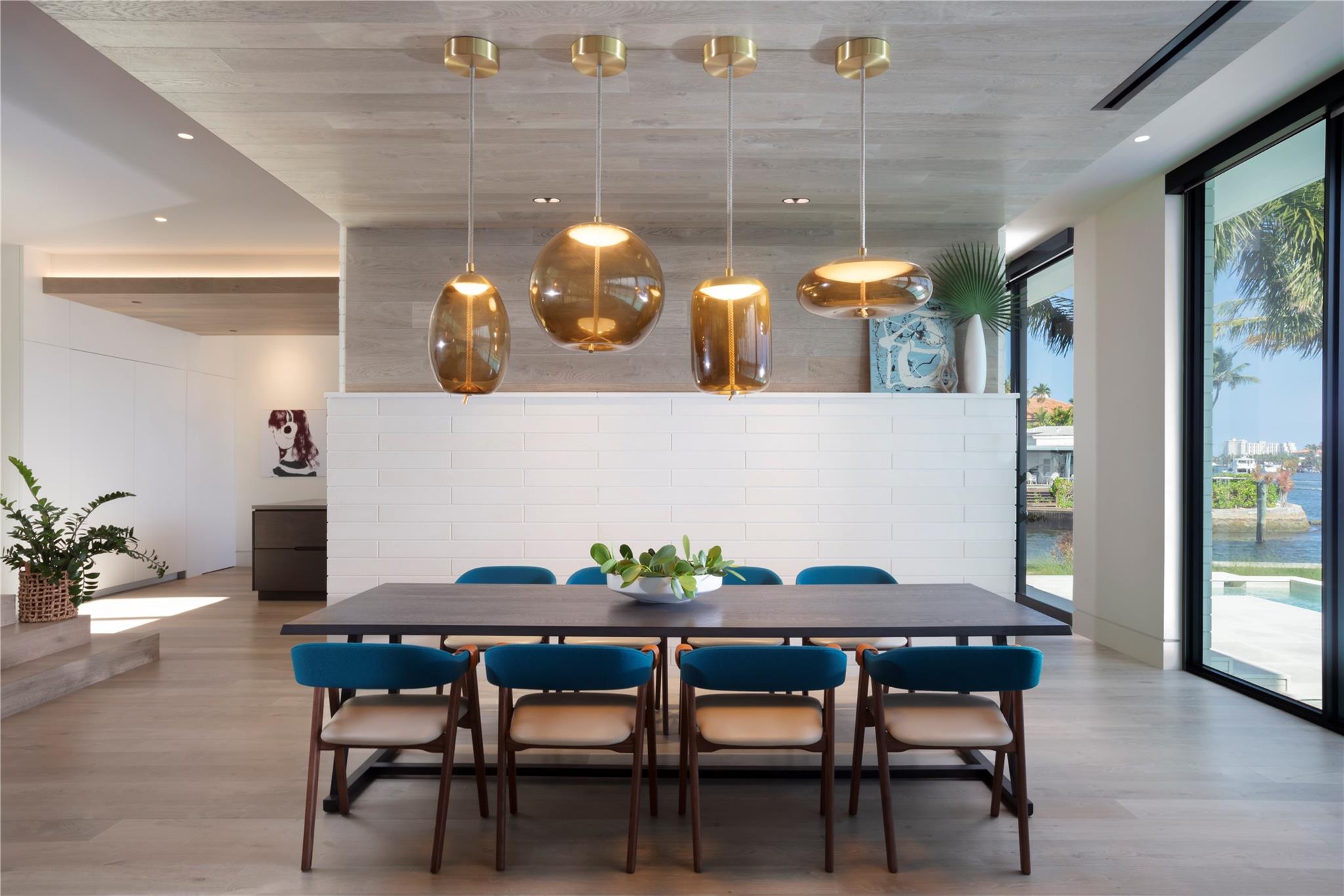 516 Mola Avenue, Fort Lauderdale, FL 33301