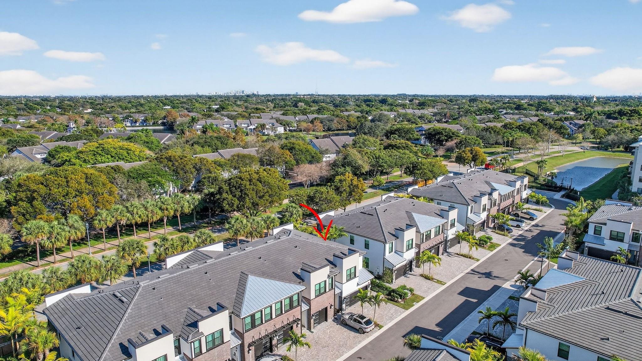 770 NW 82nd Terrace, Plantation, FL 33324