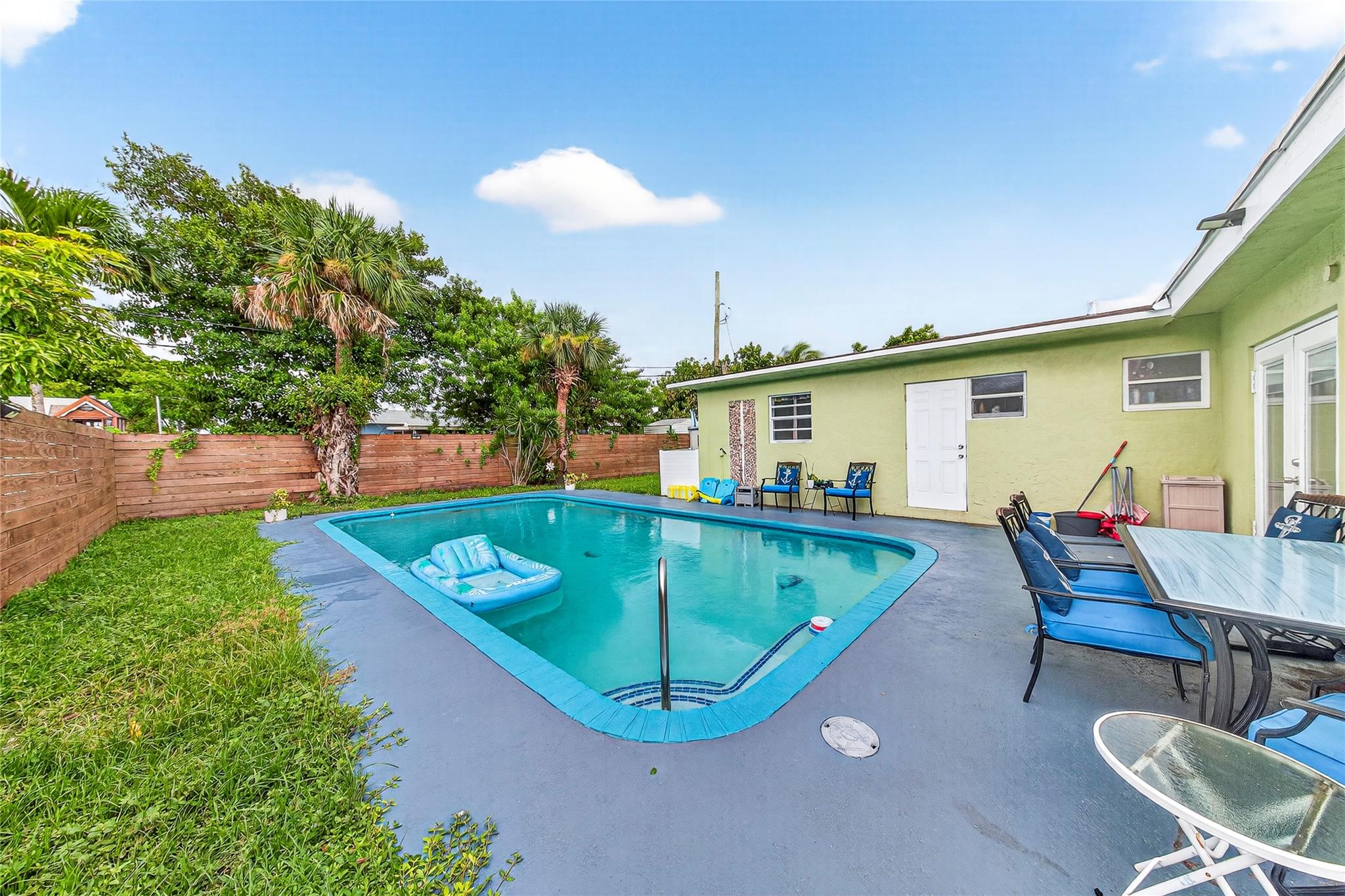 Photo for 640 SW 28th Way, Fort Lauderdale, FL 33312 - Listing #FX-10523898 640 SW 28th Way, Fort Lauderdale, FL 33312